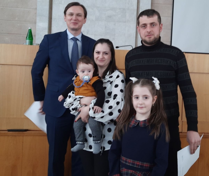 В Кисловодске 90 семей получили сертификаты по программе "Молодая семья"
