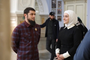 Ахмед Дудаев отметил заслуги нового зампреда правительства Чечни на посту министра культуры