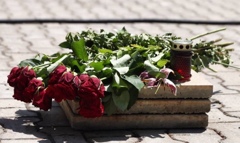 Власти в Дагестане назвали адреса возложения цветов в память о погибших в теракте