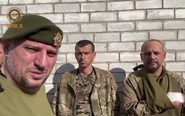 <i>Глава Чечни поблагодарил бойцов «Ахмата» за стойкость при обороне Клещеевки</i>