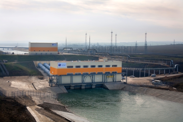 <i>На Ставрополье на Егорлыкской ГЭС-2 после капремонта ввели в работу гидроагрегат</i>