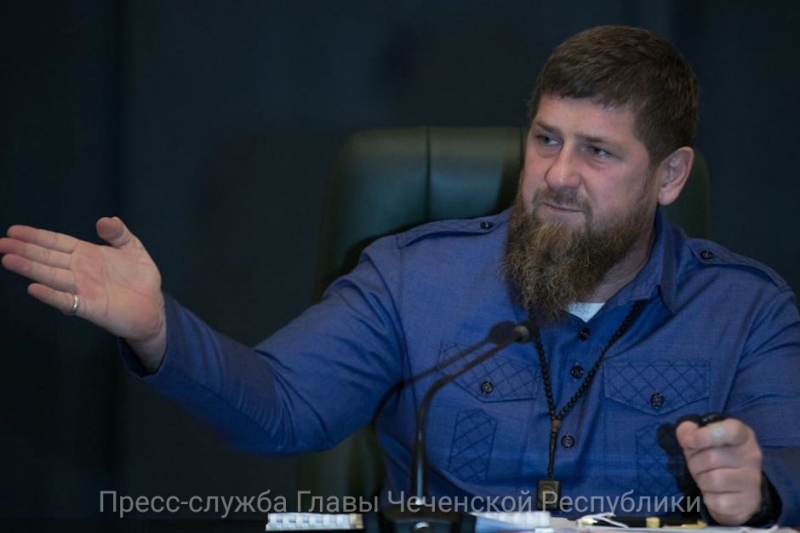 Кадыров прокомментировал мытье обуви парней в православном источнике
