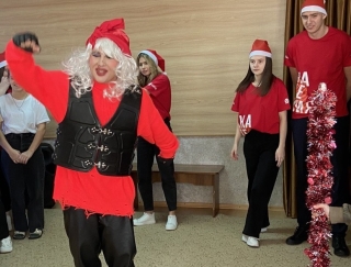 Студенты РАНХиГС и Дед Мороз исполнили желания воспитанников ставропольского детдома