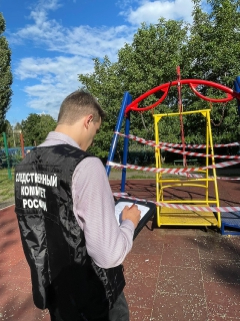 В Ставрополе качелями убило 8-летнего ребенка