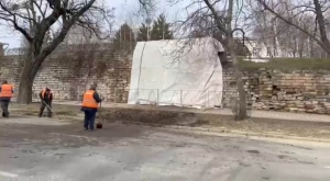 В Ставрополе коммунальщики убрали обвал стены на Крепостной горе