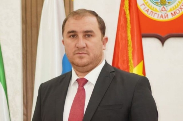 <i>МВД: Экс-мэр Магаса Усман Аушев объявлен в федеральный розыск</i>