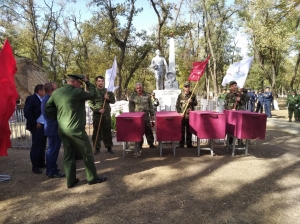 В Курском районе захоронили останки 10 бойцов 5-го Донского казачьего кавалерийского корпуса