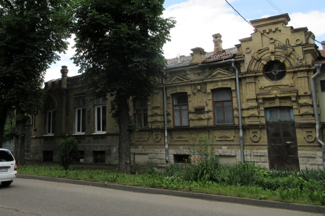 <i>В Пятигорске капитально отремонтируют построенный в XIX веке жилой дом</i>