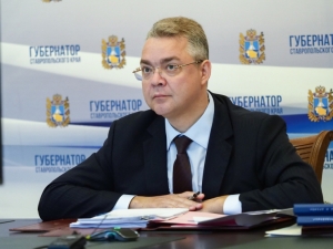 Владимир Владимиров отметил заслуги Невинномысска в развитии региона