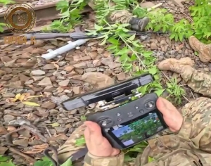 Глава Чечни показал работу операторов дронов «Ахмата» в окрестностях Клещеевки. Видео