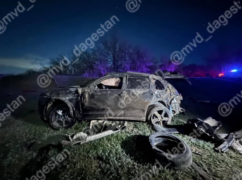 В Дагестане 13-летний подросток погиб в перевернувшемся Porsche Cayenne