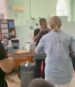 Руками не трогать: В сеть слили видео с нападением на мужчину в Кисловодске сына президента ЦАР
