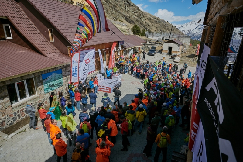 Спортсмены Росгвардии выиграли Кубок Победы на фестивале Red Fox Elbrus Race-2019