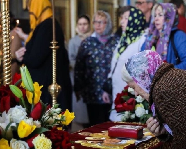 <i>Глава Дагестана поздравил православных верующих с Пасхой</i>
