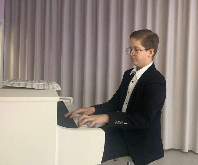 <i>Юный пианист из Кисловодска победил в конкурсе &quot;Новые имена&quot;</i>