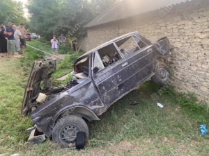 Момент смертельного ДТП в Кайтагском районе Дагестана попал на видео