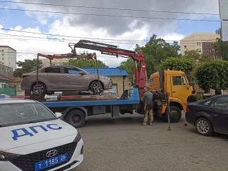 В Ставрополе водителей 13 машин накажут за парковку на месте для инвалидов