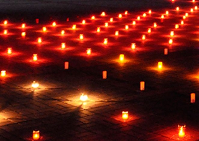 <i>В Ессентуках вспомнили о 47 жертвах теракта 2003 года в электричке</i>