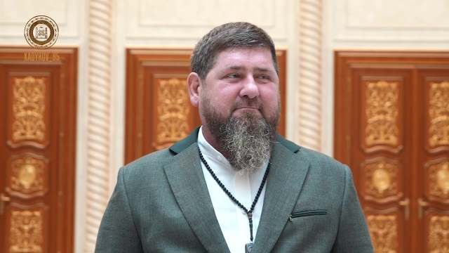 <i>Кадыров о поджогах Корана в Европе: Доводят до точки невозврата</i>