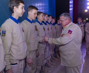 Городской слет юнармейцев в Ставрополе объединил 800 юных патриотов