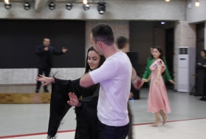 В Ставрополе прошел первый в учебном году карачаево-балкарский танцевальный вечер