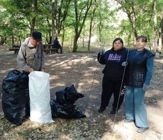 В Новоселицком егеря и муниципальные чиновники убрали мусор в двух заказниках