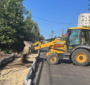 В Ставрополе подрядчик приступил к асфальтированию дороги возле новой школы на улице Федеральной