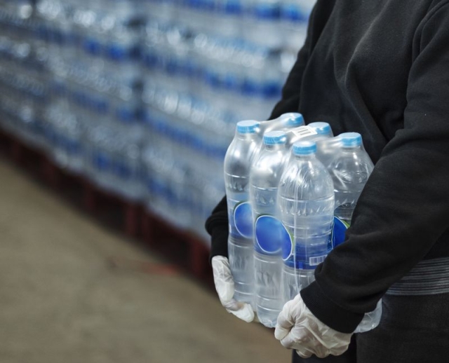<i>Благотворители собрали 53 тонн воды после вспышки ОКИ в Буйнакске</i>