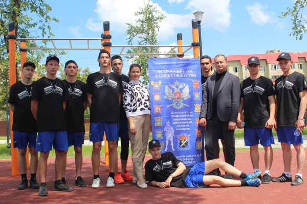 В Ставрополе провели спартакиаду допризывной казачьей молодежи