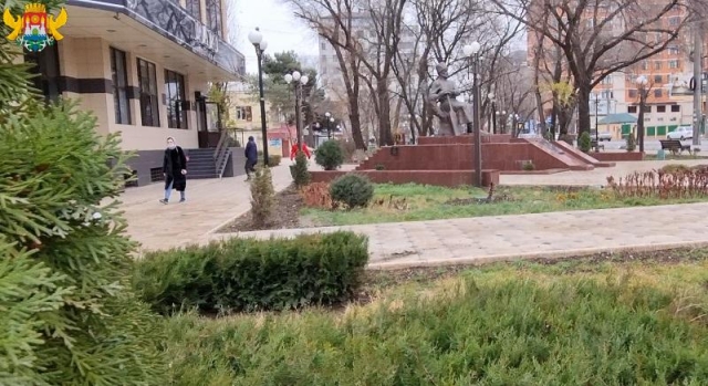 <i>В столице Дагестана появился сквер имени Ирчи Казака</i>