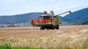 Аграрии Чечни купили новую сельхозтехнику