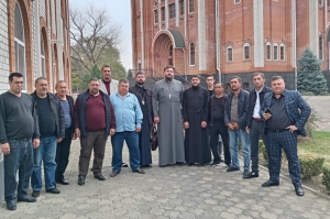 С цыганами города Изобильного поговорили об основах православной веры