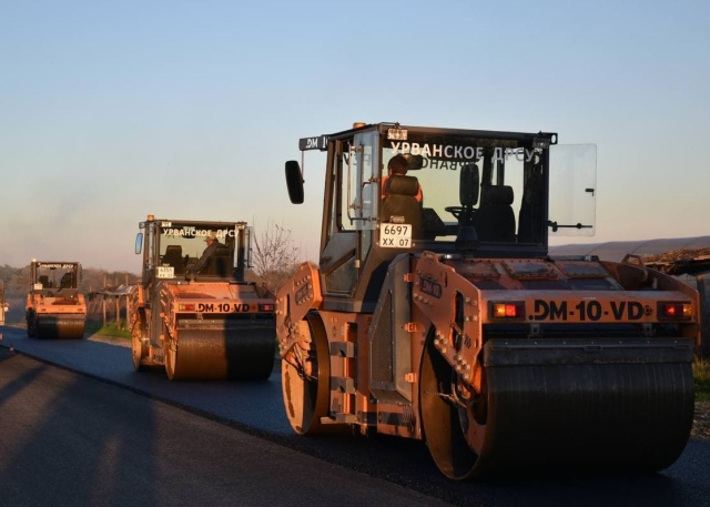 <i>В Кабардино-Балкарии отремонтировали 170 дорожных объектов</i>