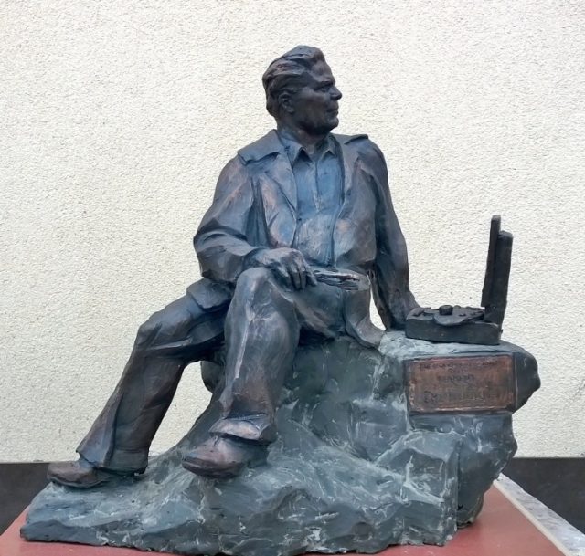 <i>Памятник художнику Павлу Гречишкину откроют в Ставрополе на День города</i>