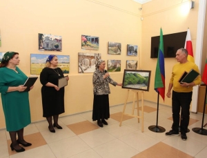 В Ингушетии открылась персональная выставка ставропольского художника