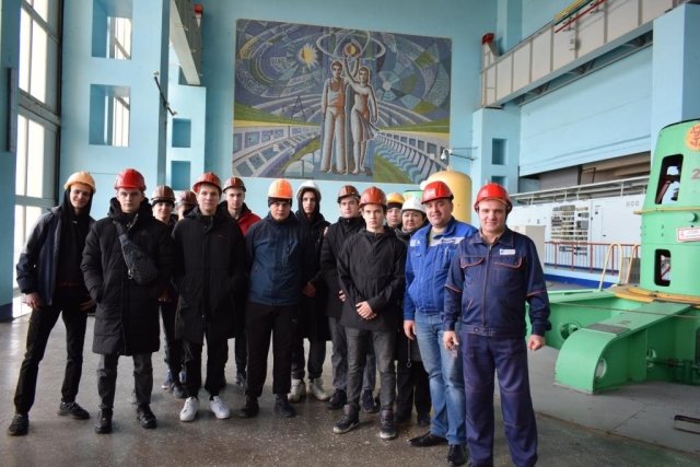 <i>Гидроэнергетики Каскада Кубанских ГЭС провели «Диалог на равных» с будущими коллегами</i>