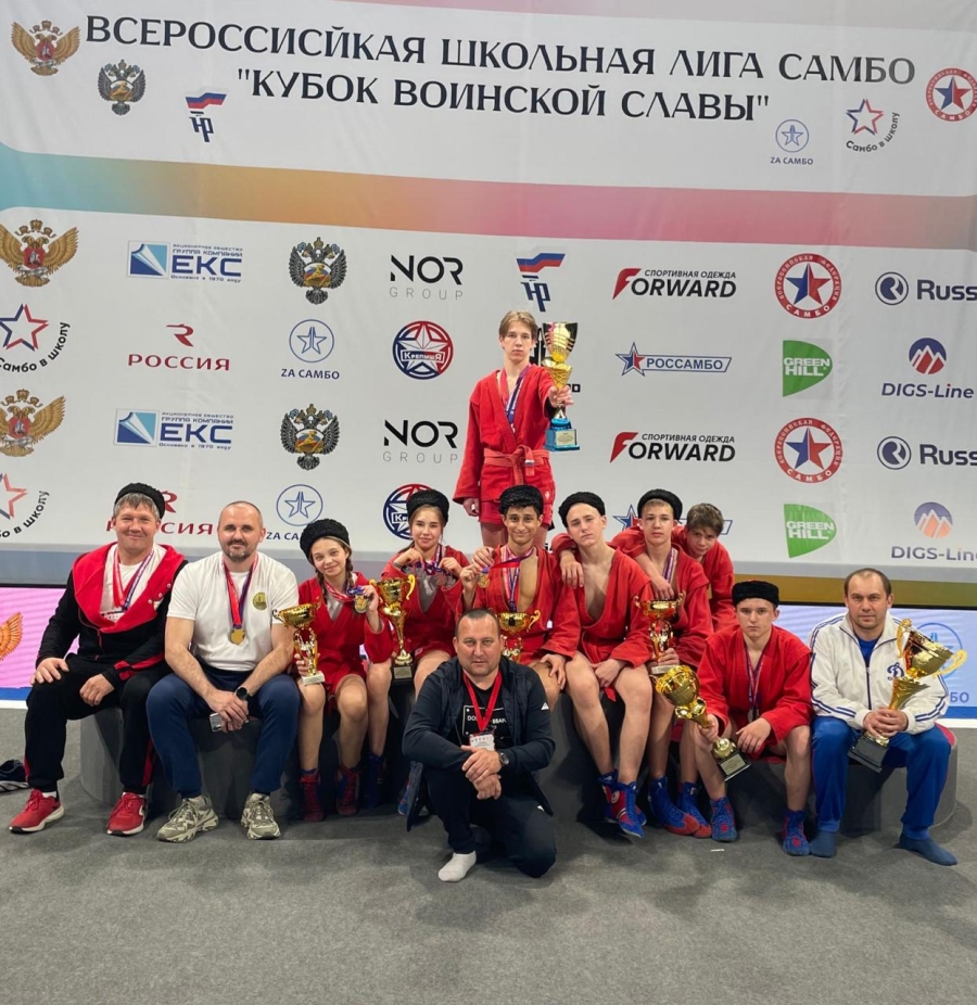 Школьники - самбисты на турнире Школьной Лиги Самбо представили Ставрополье под казачью песню