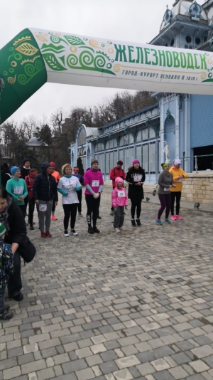 В честь 8 марта в Железноводске прошёл женский забег