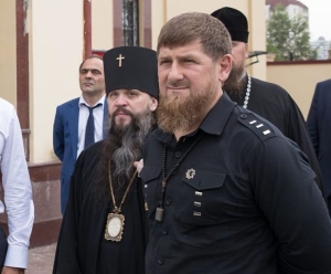Глава Чечни назвал протестующих против строительства мечети в Москве трусами