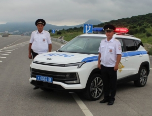 В Ессентуках дорожные инспекторы получили первый электромобиль «Москвич 3»