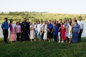 Терские казаки провели образовательную беседу с православной молодёжью
