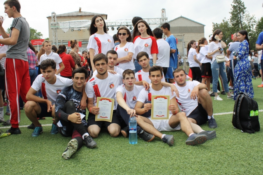 Молодежь "Абазы" вернулась со спортивных национальных игр в Карачаево-Черкессии