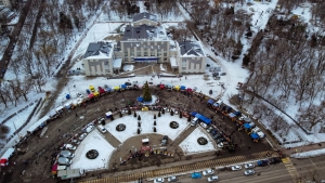 Новогоднюю ярмарку в Невинномысске посетили более 20 тысяч человек