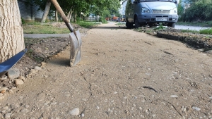В поселке Железноводском на Ставрополье за месяц отремонтируют три дороги