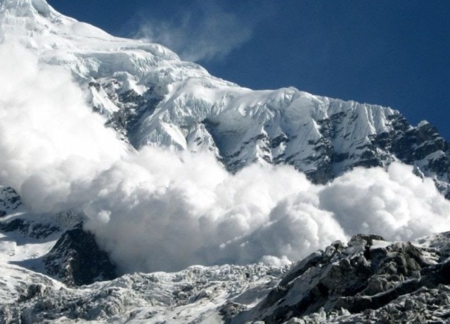 <i>В горах Северной Осетии возможен сход лавин</i>