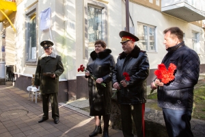 В Ставрополе на домах двух выдающихся летчиков установили мемориальные доски
